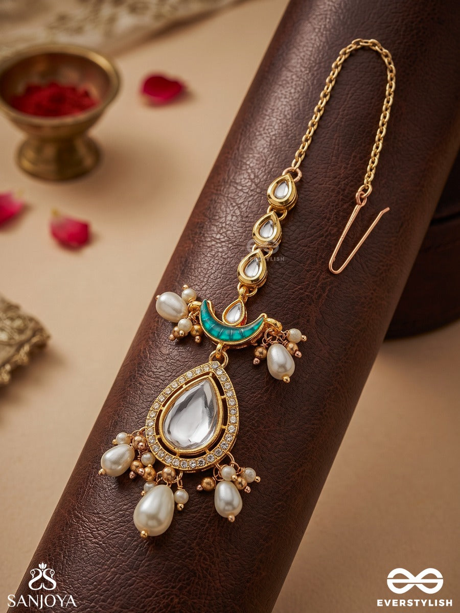 Ratnodya - Rising Gem - Dazzling Kundan Maangtika With Pearls And Royal Green And Gold Accents
