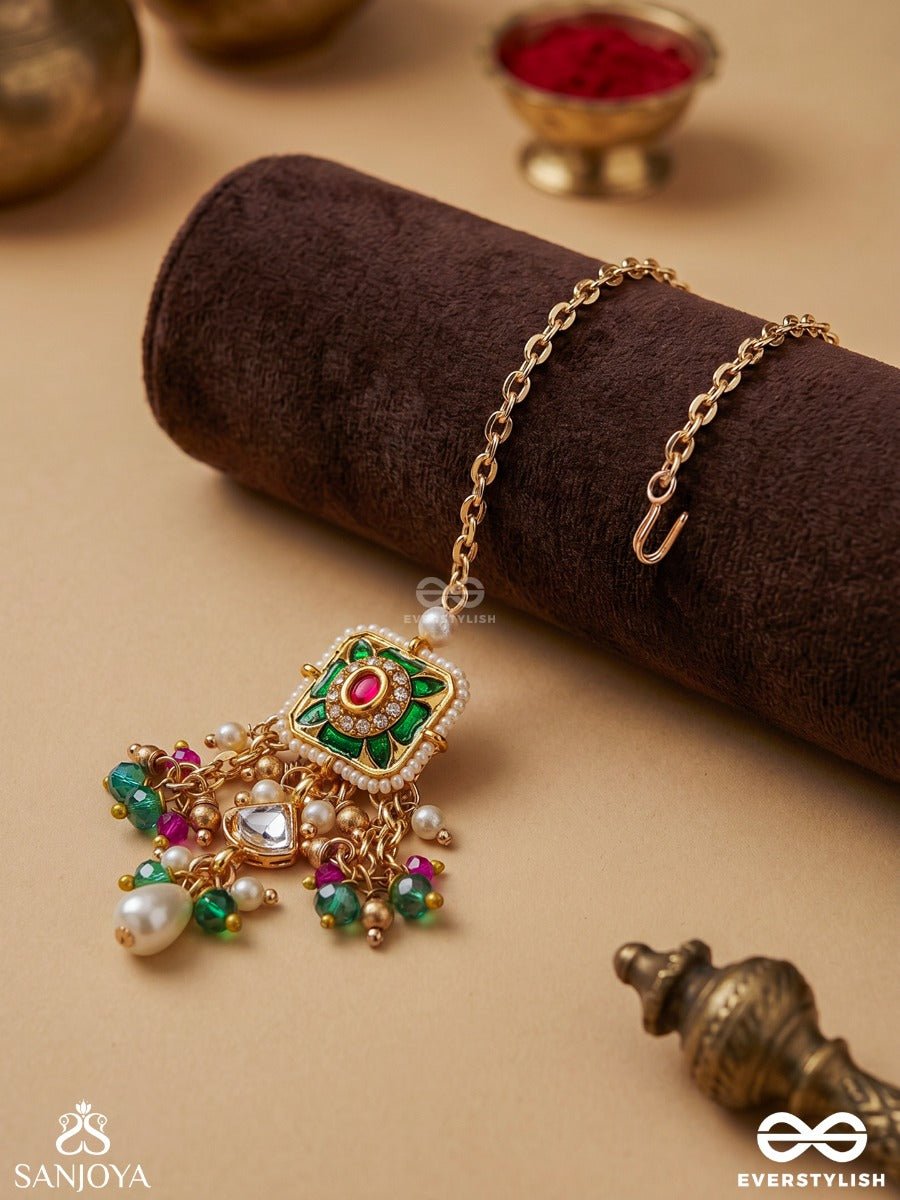 Raniraga - Queen's Melody- Exquisite Kundan Maangtika With Floral Enamel Work, Beads And Pearls