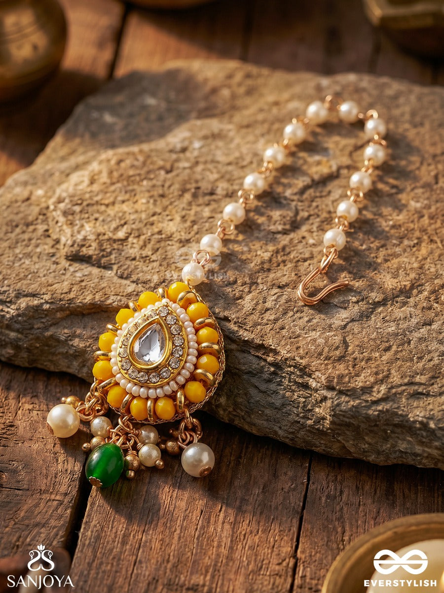 Kanakshobha - Golden Grace- Traditional Kundan Maangtika With Beads And Pearls