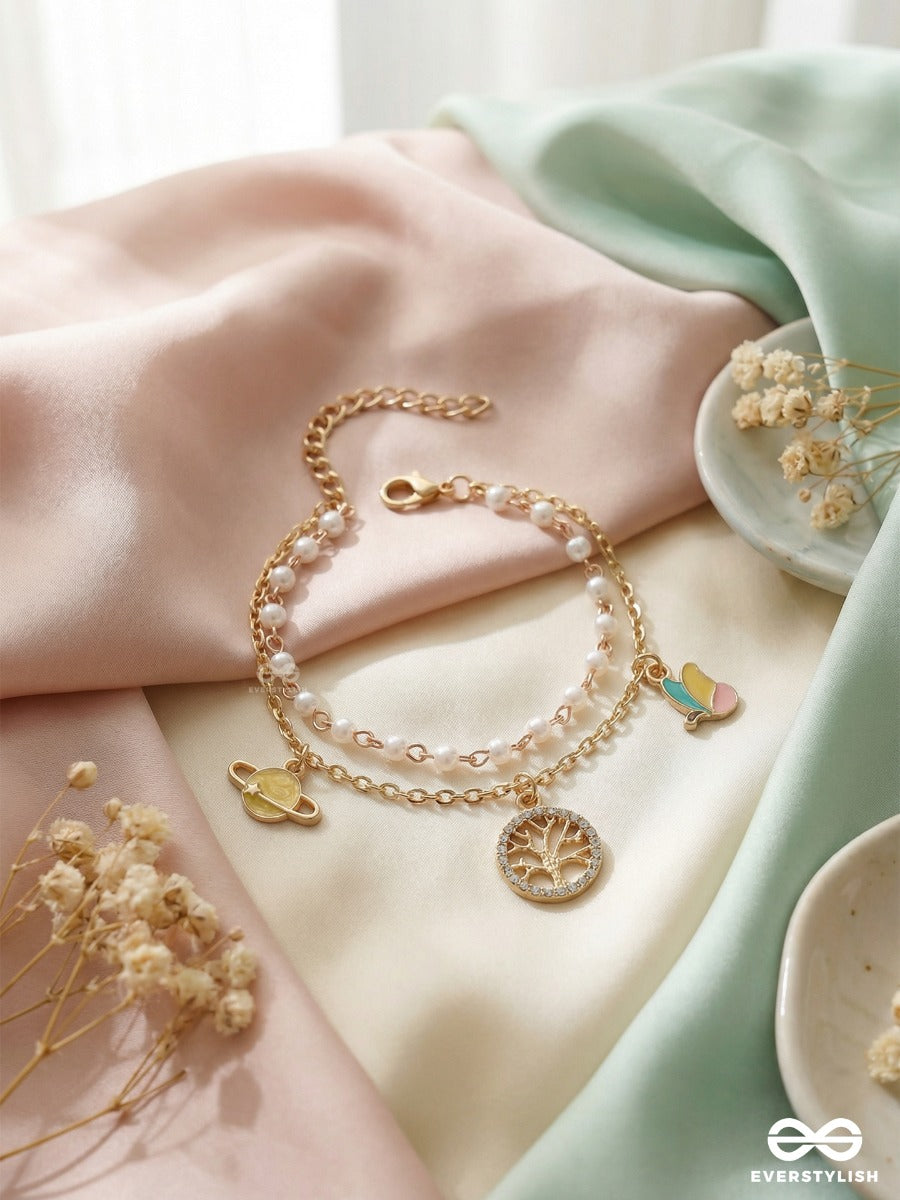 Pearly Orbit - Golden Pearl Bracelet
