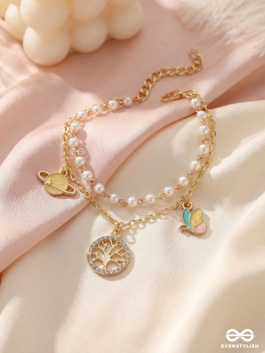 Pearly Orbit - Golden Pearl Bracelet