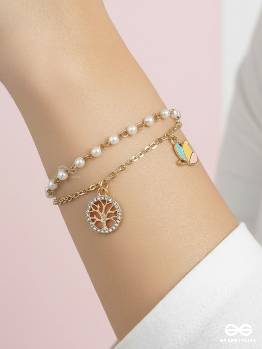 Pearly Orbit - Golden Pearl Bracelet
