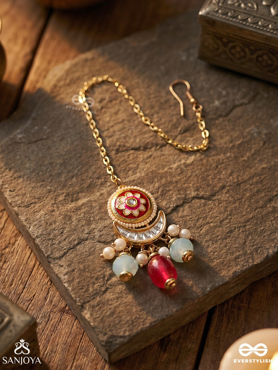 Rochita - Blossomed Tip - Enameled Floral Maangtika With Crescent And Multicolored Beads