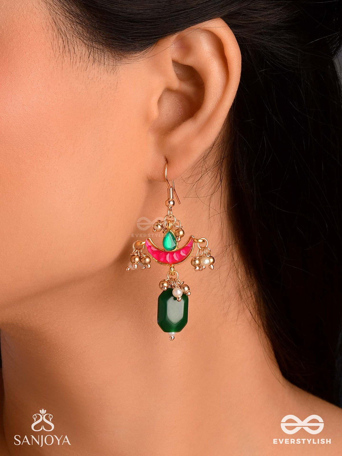 Nilachapa - Blue-Green Arc- Dark Emerald Green Textured Earrings With Kundan And Pearls
