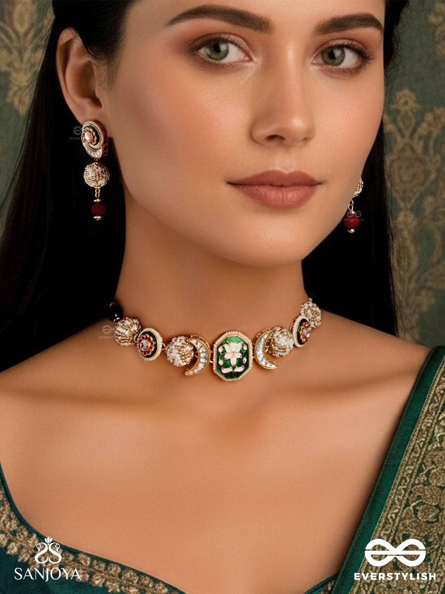 Shashiratna - Moon Gem - Minimalistic Kundan Set With Neckpiece And Earrings