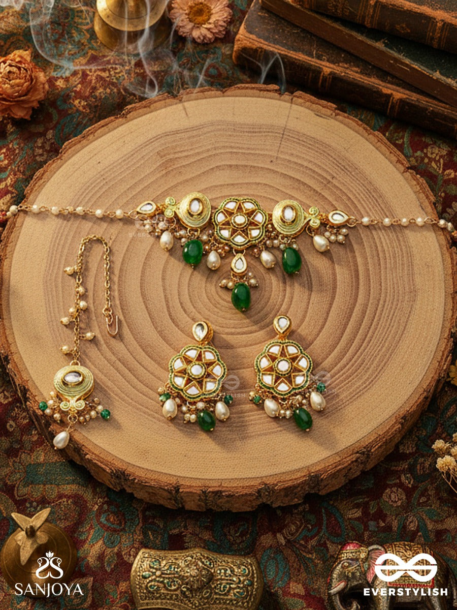 Taralya - Gentle Radiance - Minimal Kundan Set With Neckpiece, Earrings And Maangtika