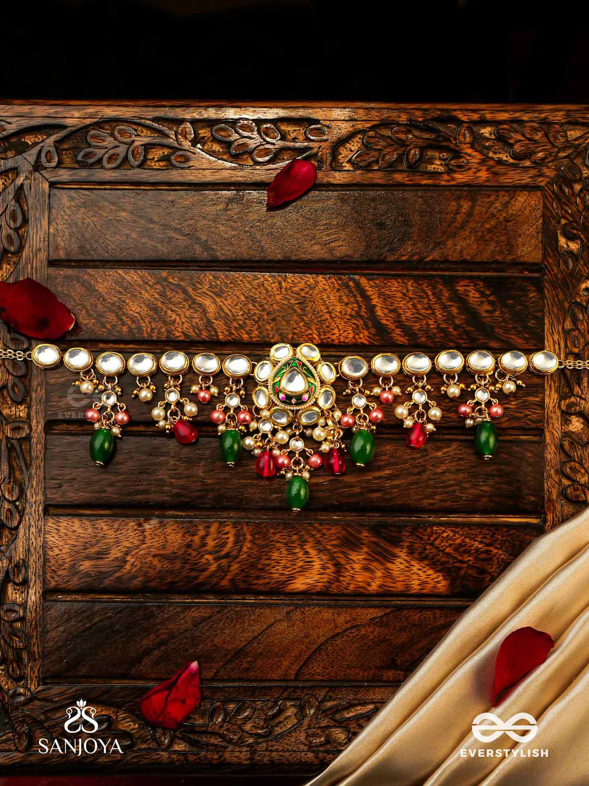 Kiranmala - Garland Of Rays- Exquisite Kundan Set With Neckpiece, Earrings And Maangtika