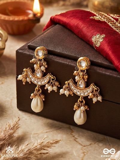 Shashibimb - Reflection Of The Moon - Kundan Earrings Adorned With Pearl Drop And Gold Accents
