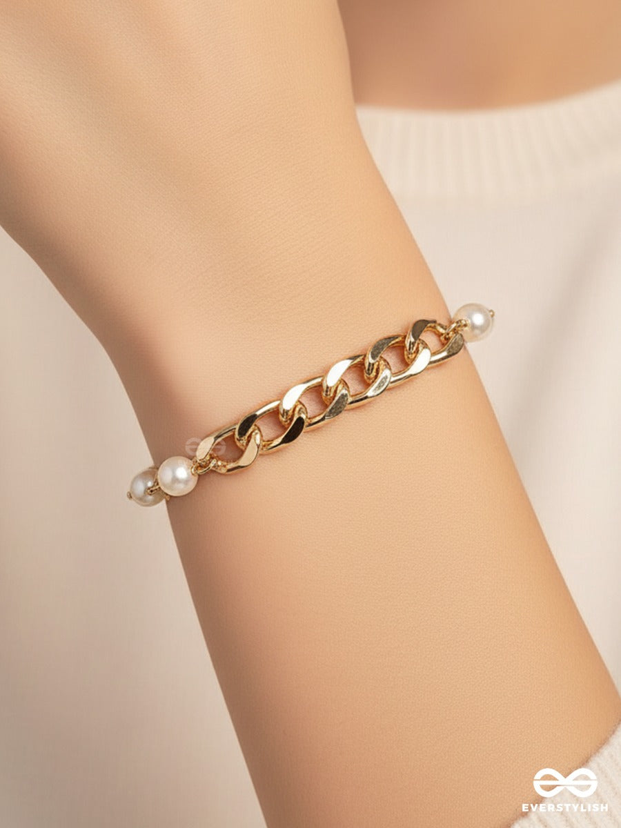 Chained Charm - Golden Bracelet With Pearl