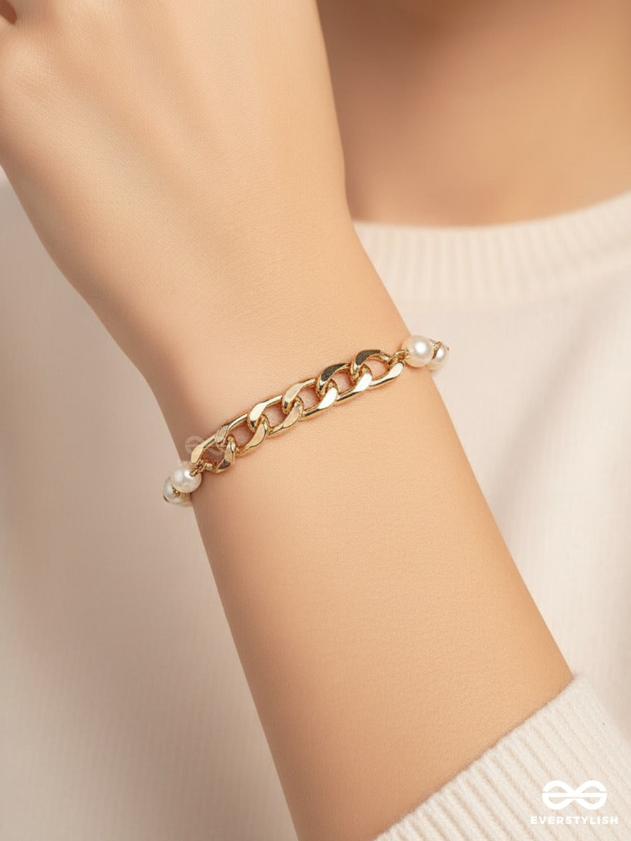 Chained Charm - Golden Bracelet With Pearl