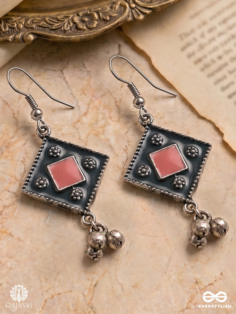 Kite Pop - Geometric Oxidised Earring