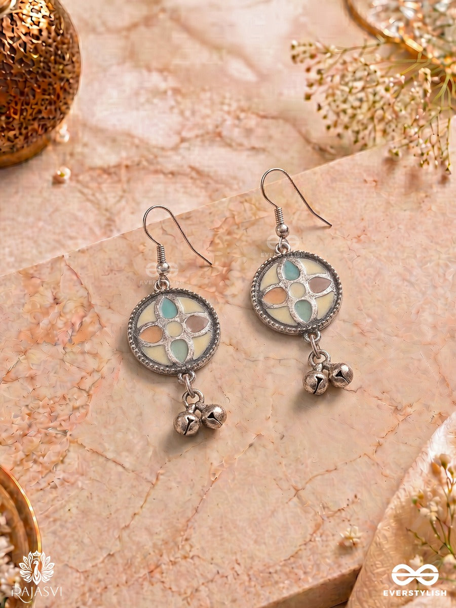 Blossom Whirl - Oxidised Floral Earring