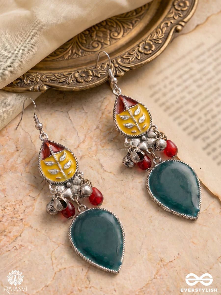 Forest Chime - Leaf Motif Oxidised Earring