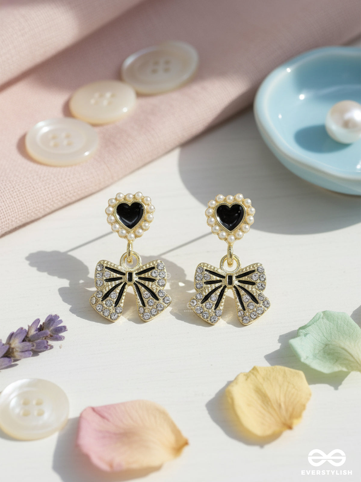 The Bowcode - Black And Gold Heart Drops For The Trendcore Girl