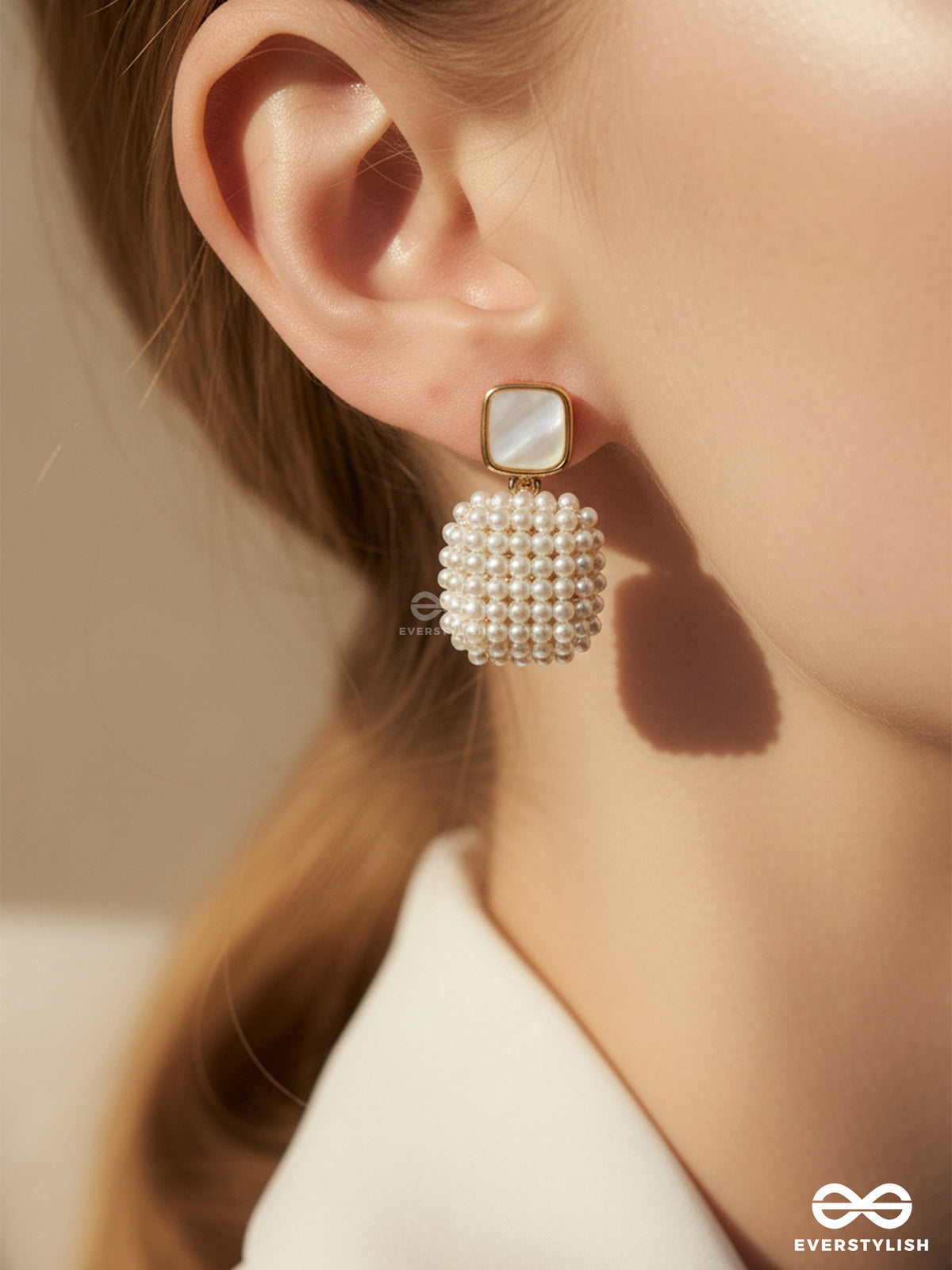Pearl Mosaic - Structured Beaded Square Earrings