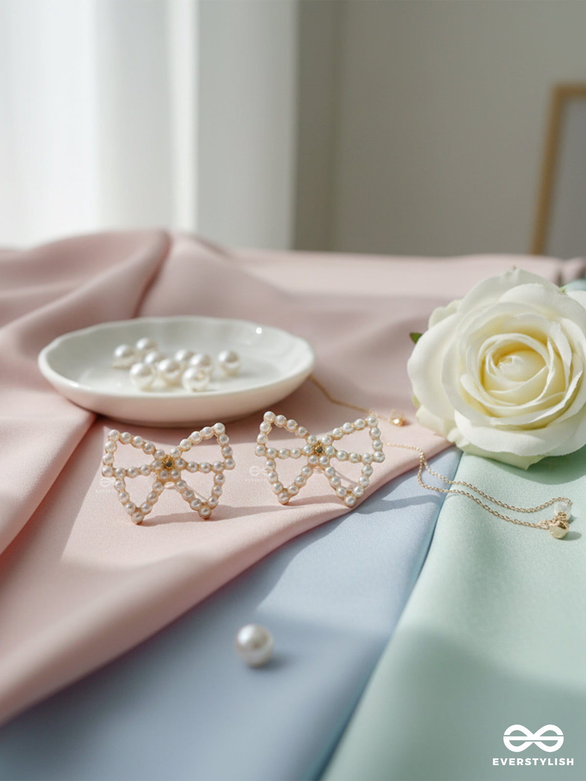 Dainty Tie - Sophisticated Pearl Bow Earrings
