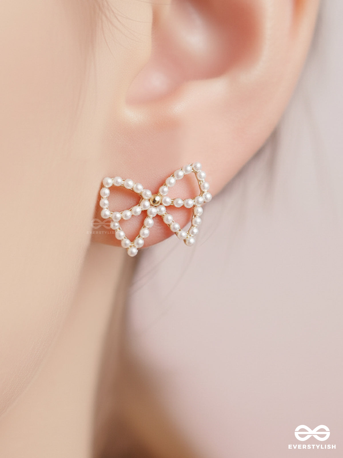 Dainty Tie - Sophisticated Pearl Bow Earrings