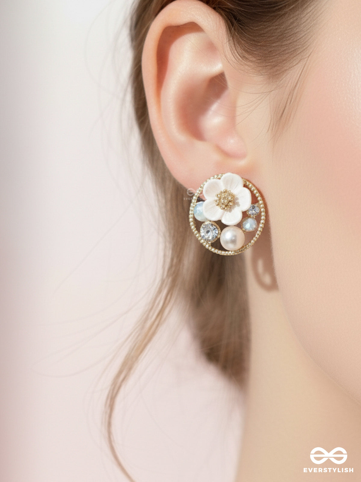 Flora Auric Disc - Soft Bloom Round Studs