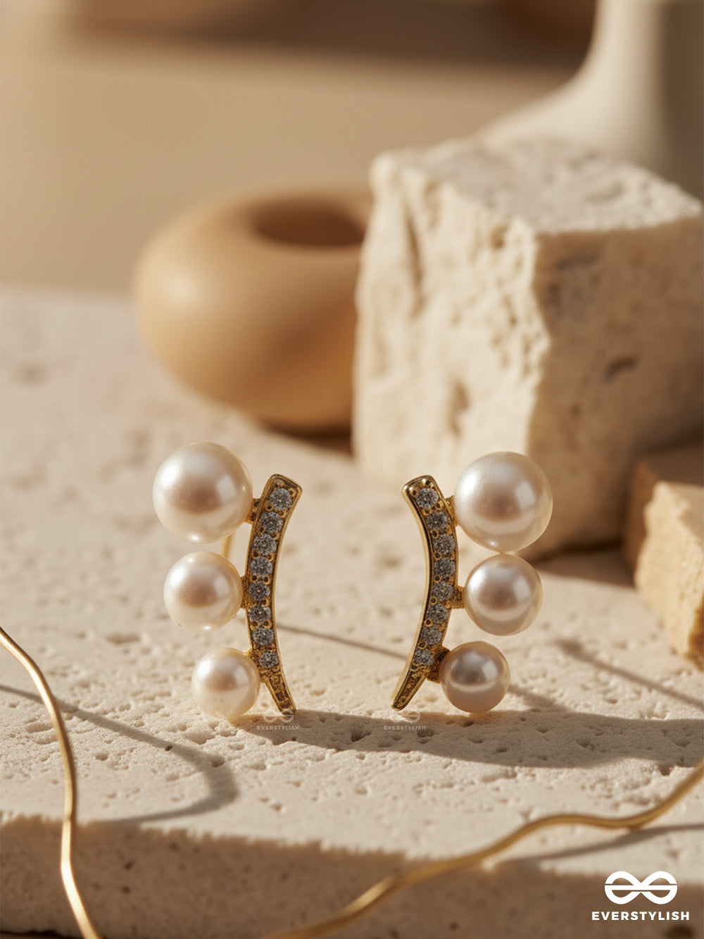 Pearl Glint Bar - Refined Pearl & Crystal Stud Earrings