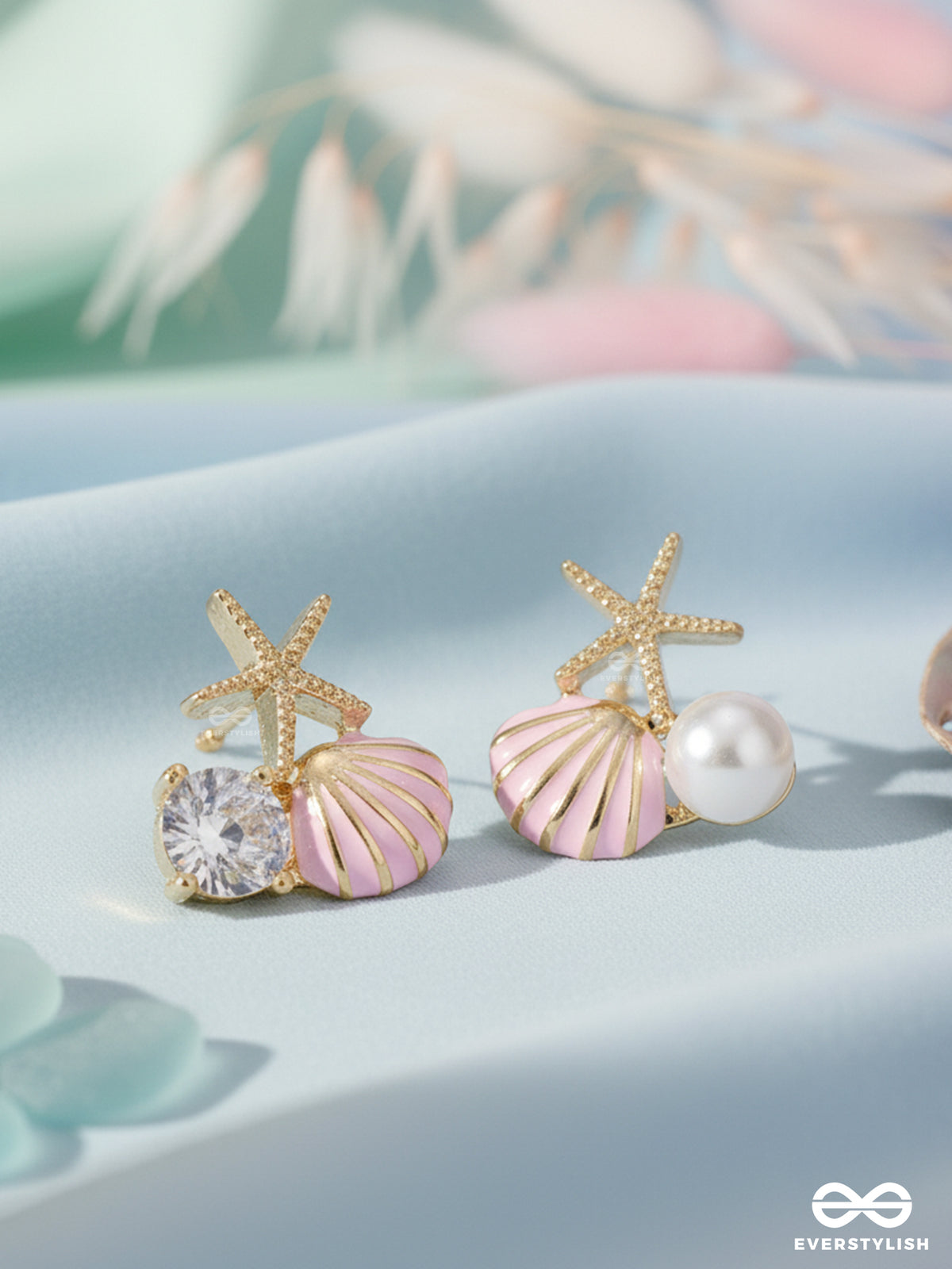 Coral Pink Tide - Shell & Starfish Studs