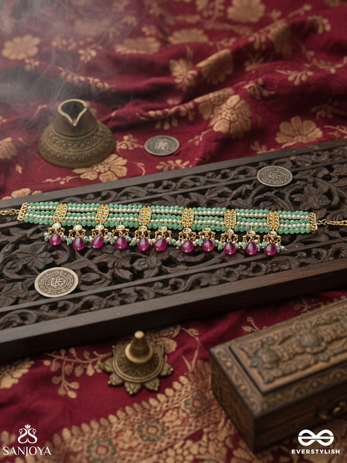 Tapanshri - Bright Ray - Gold Cutwork Motif With Reflective Stones And Pink Bead Choker Necklace
