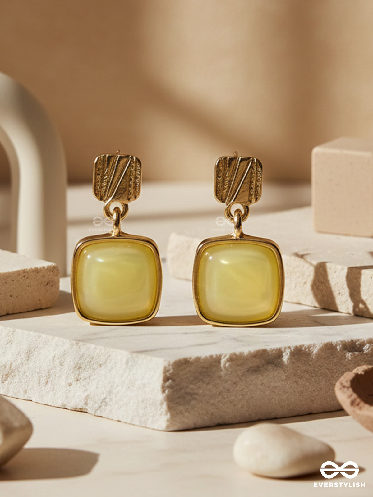 Citrus Pop - Trendy Yellow Dangler