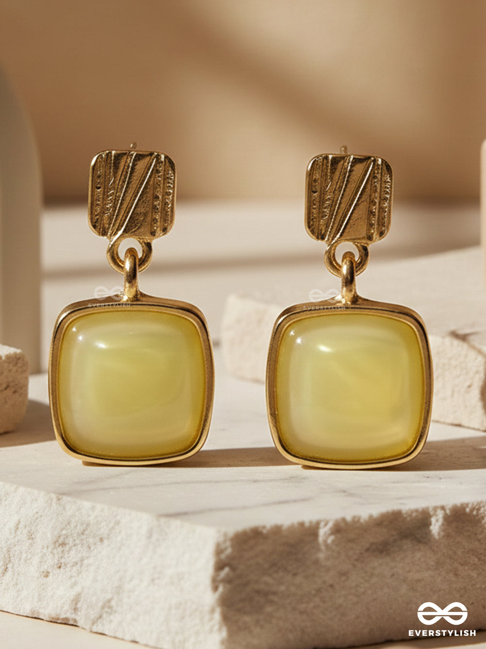 Citrus Pop - Trendy Yellow Dangler