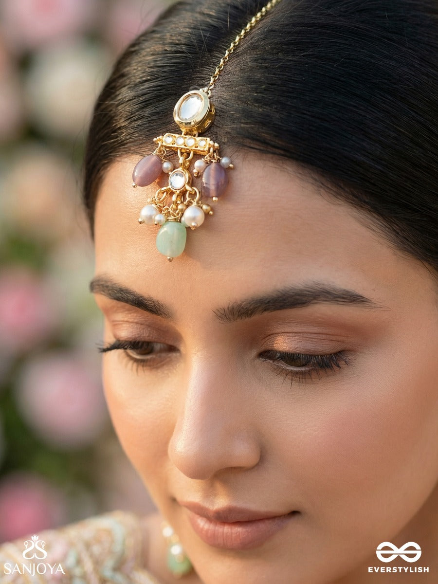 Haritika - Grace Of Green - Kundan Maangtika With Green Stone Accents And Pearl Drops
