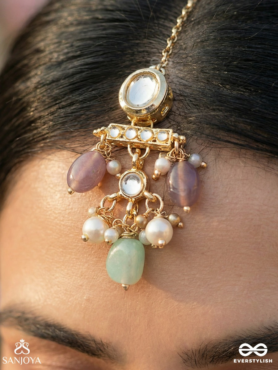 Haritika - Grace Of Green - Kundan Maangtika With Green Stone Accents And Pearl Drops