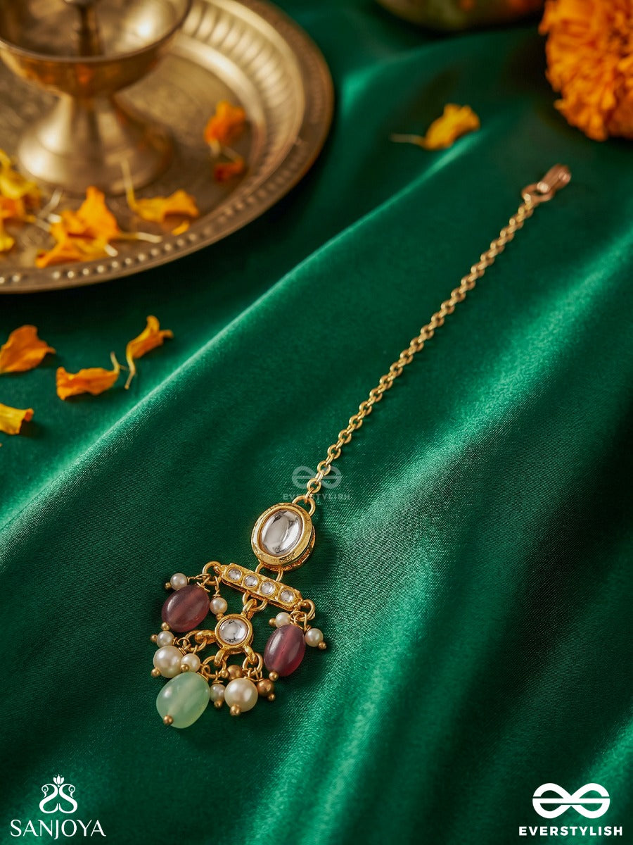Haritika - Grace Of Green - Kundan Maangtika With Green Stone Accents And Pearl Drops