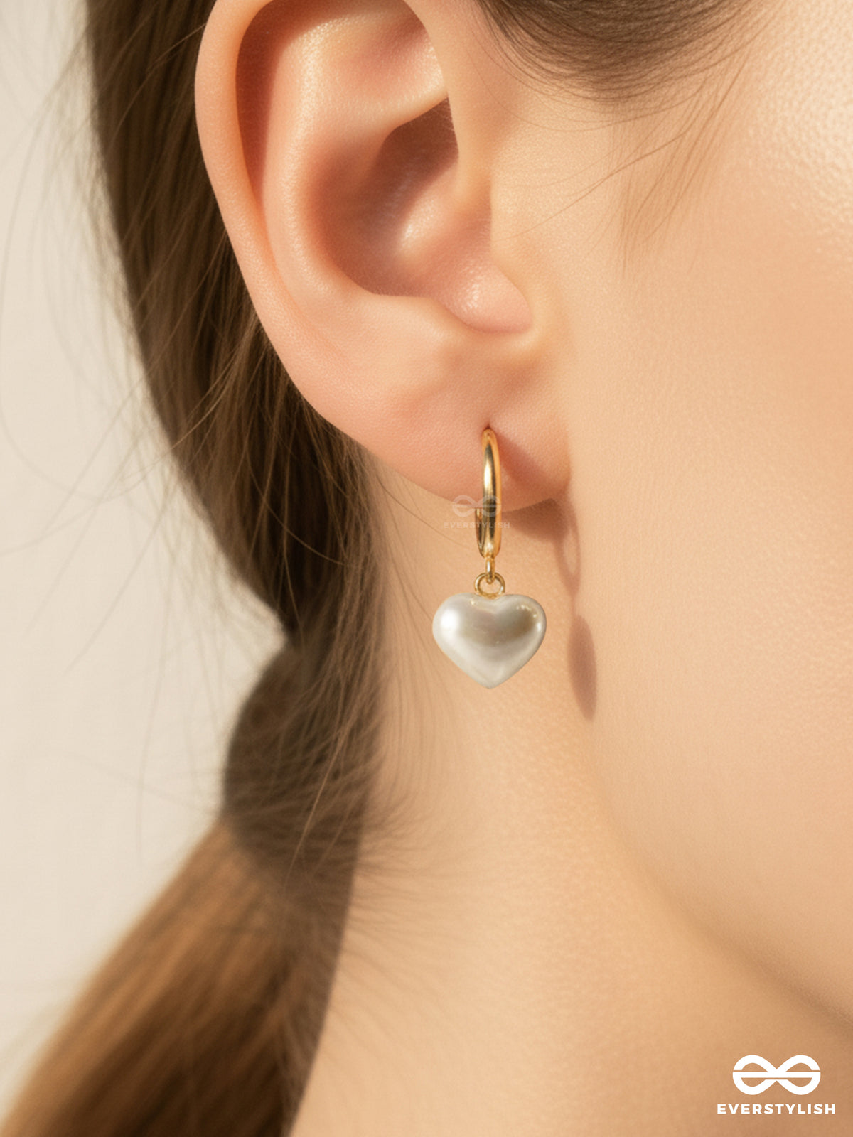 Rosella Pearl - Pearl Heart Hoop Earrings