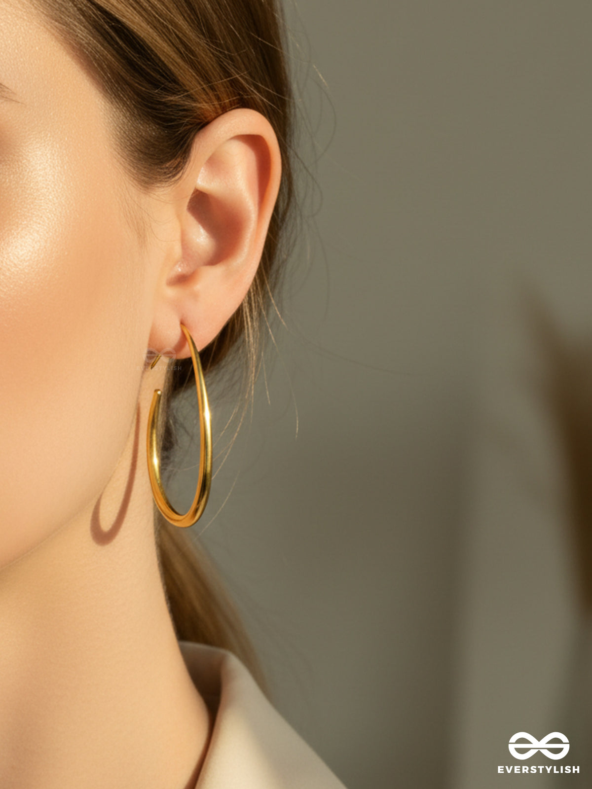 Honey Arc - Warm Gold Hoop Earrings