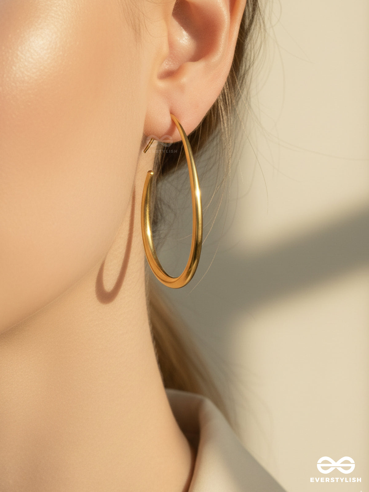 Honey Arc - Warm Gold Hoop Earrings