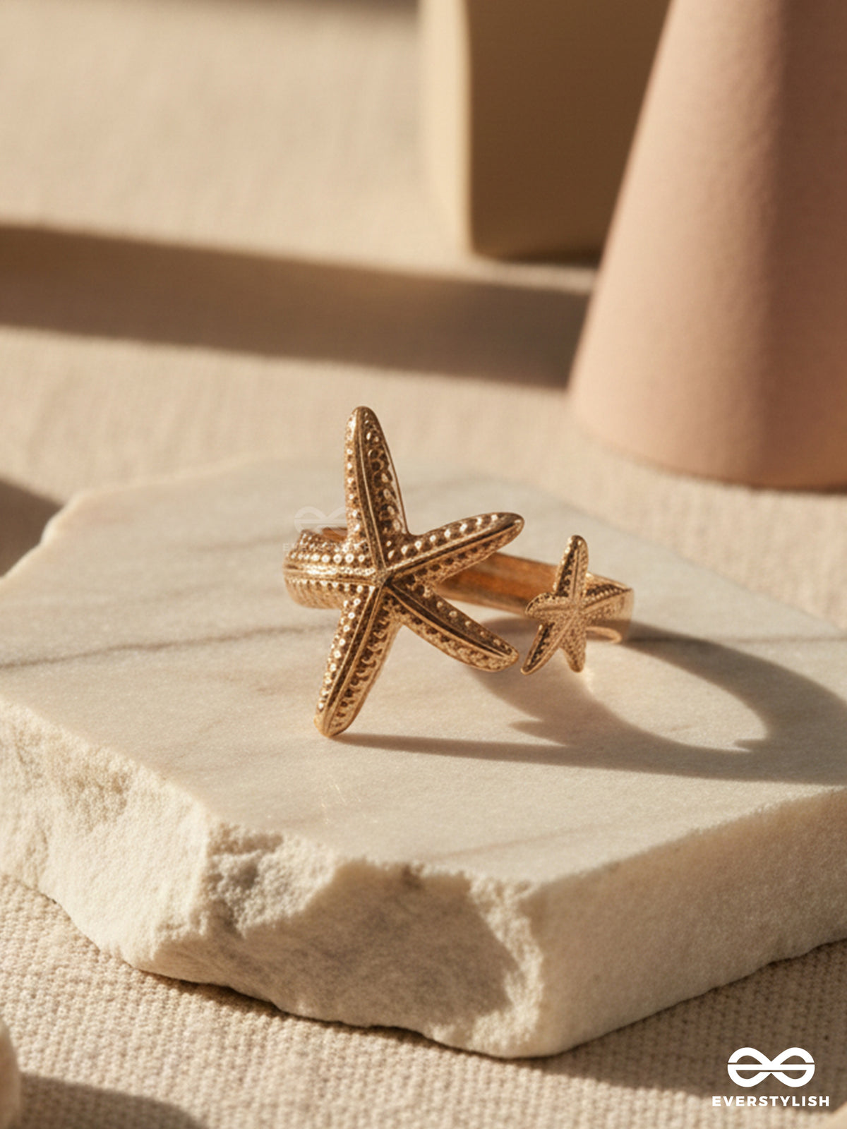 Sandy Star - Beachy Rosegold Statement Ring