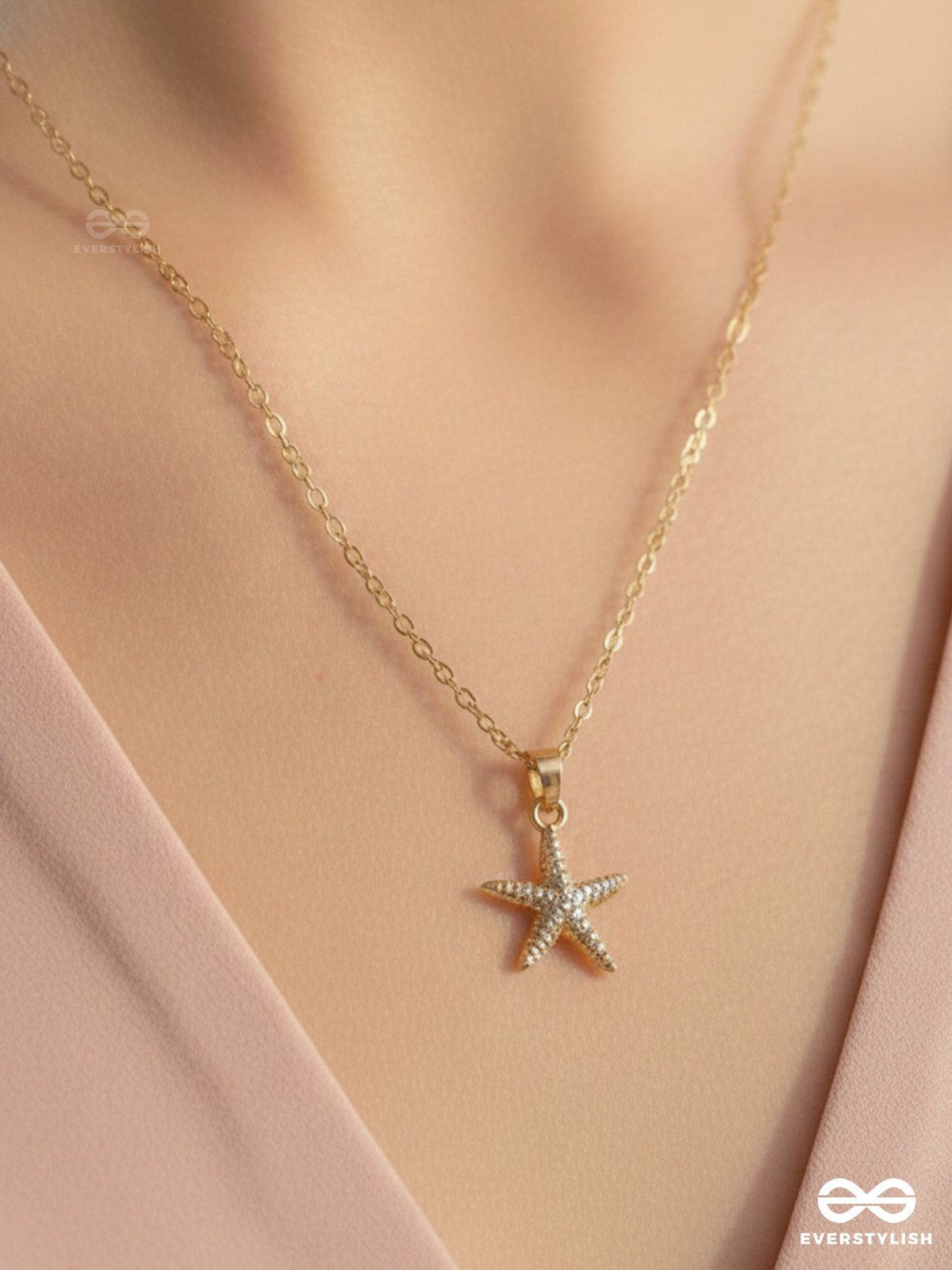 Seastar - Dainty Starfish Pendant Necklace