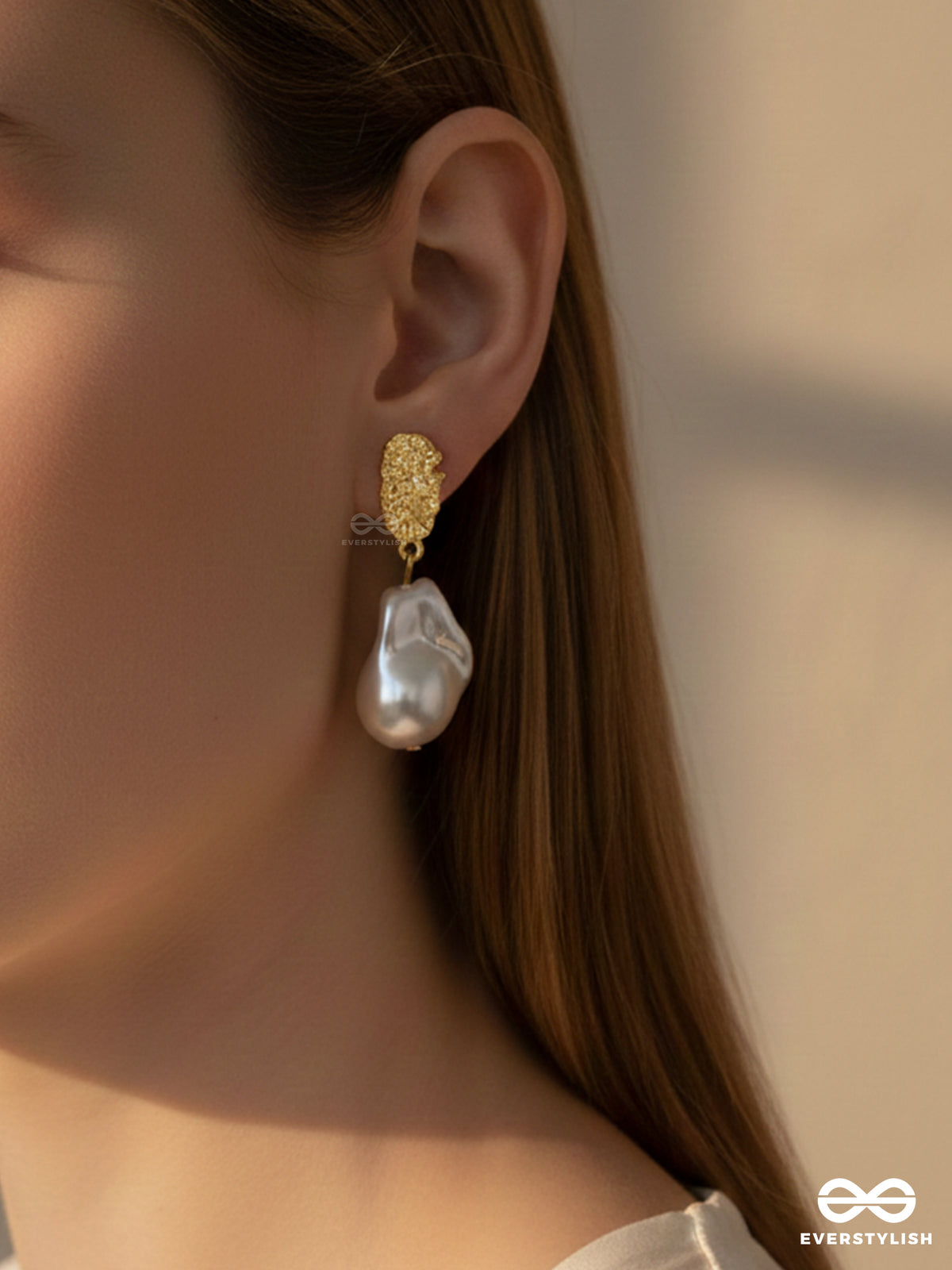 Pearl Petal - Soft Pearl Earrings