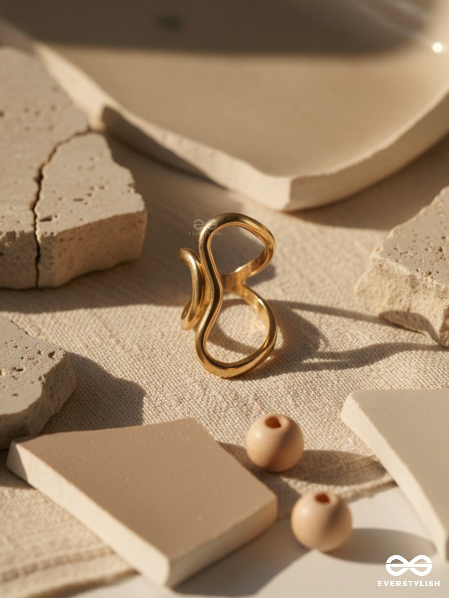 Sugar Loop - Sculpted Statement Ring