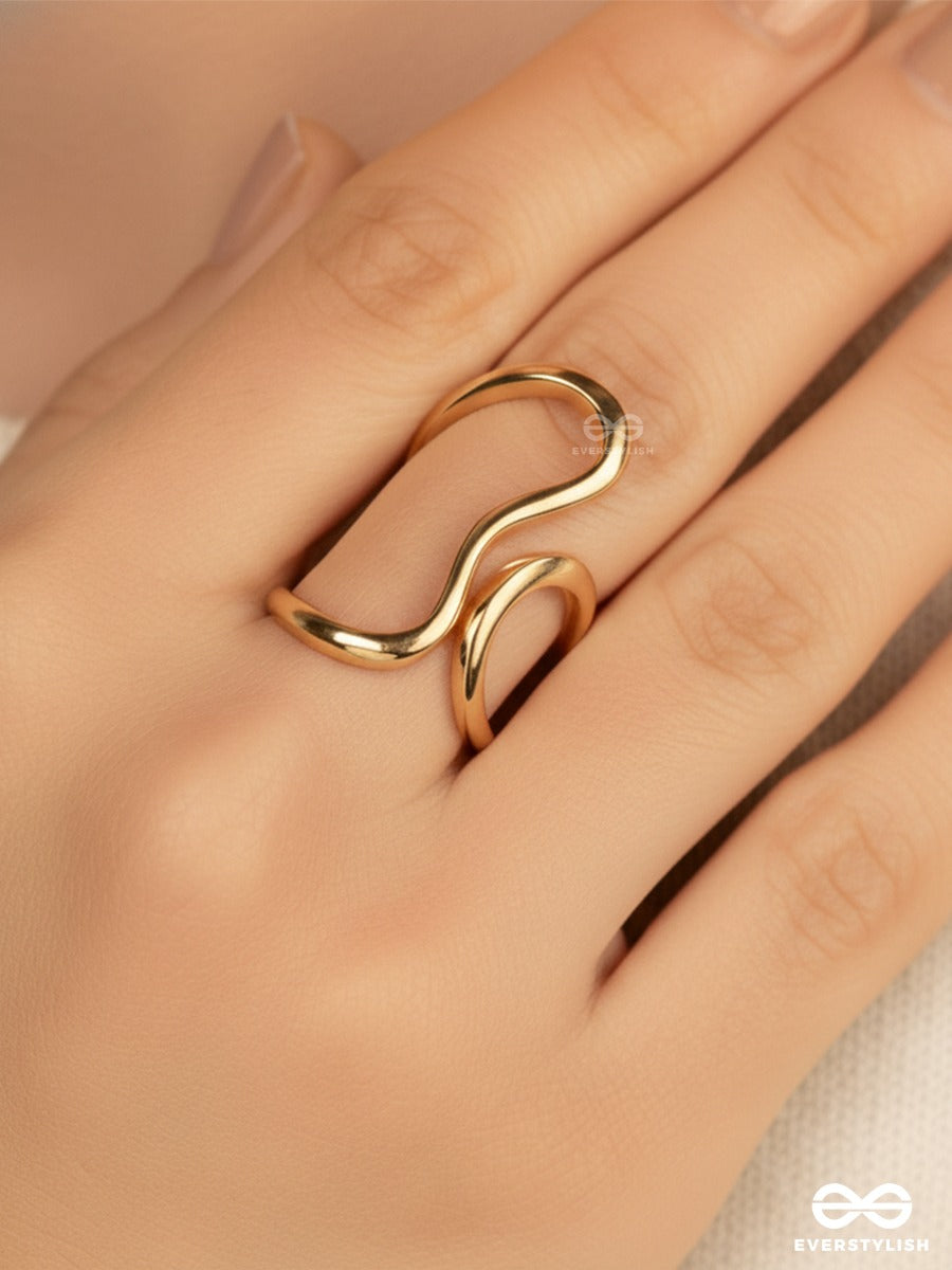 Sugar Loop - Sculpted Statement Ring