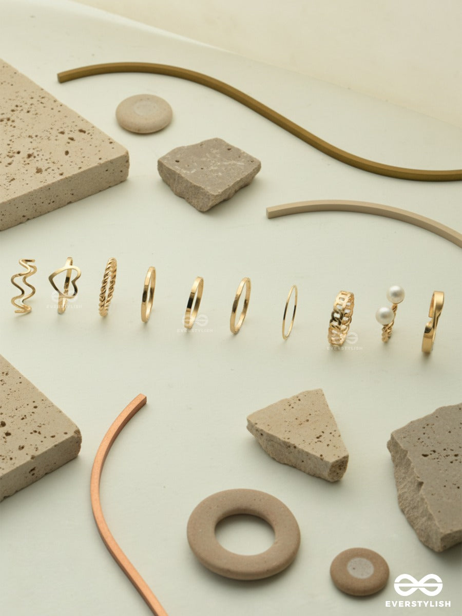 Loop Studio - Minimal Golden Rings Set