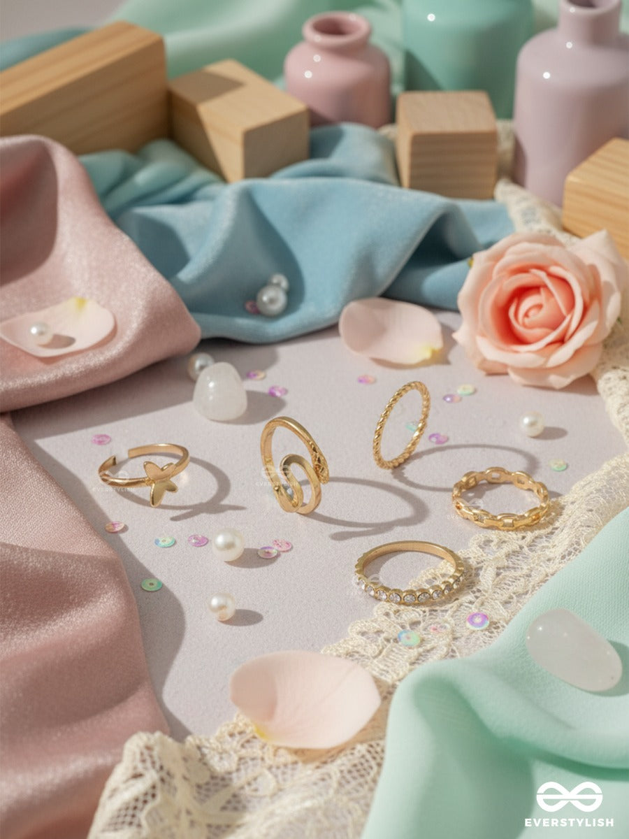 All About Curves - Modern Golden Ring Set