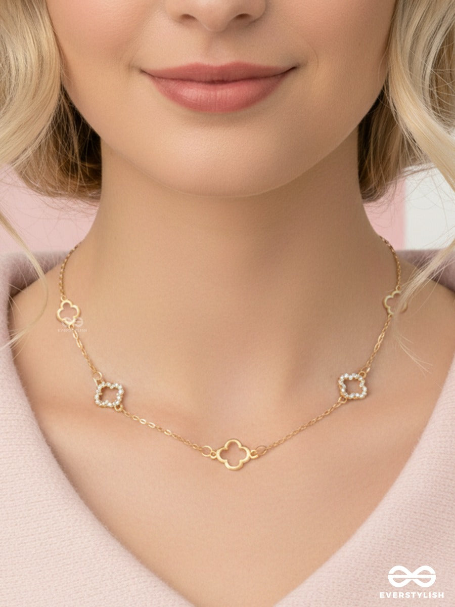Gentle Nodes - Subtle Link Chain Necklace