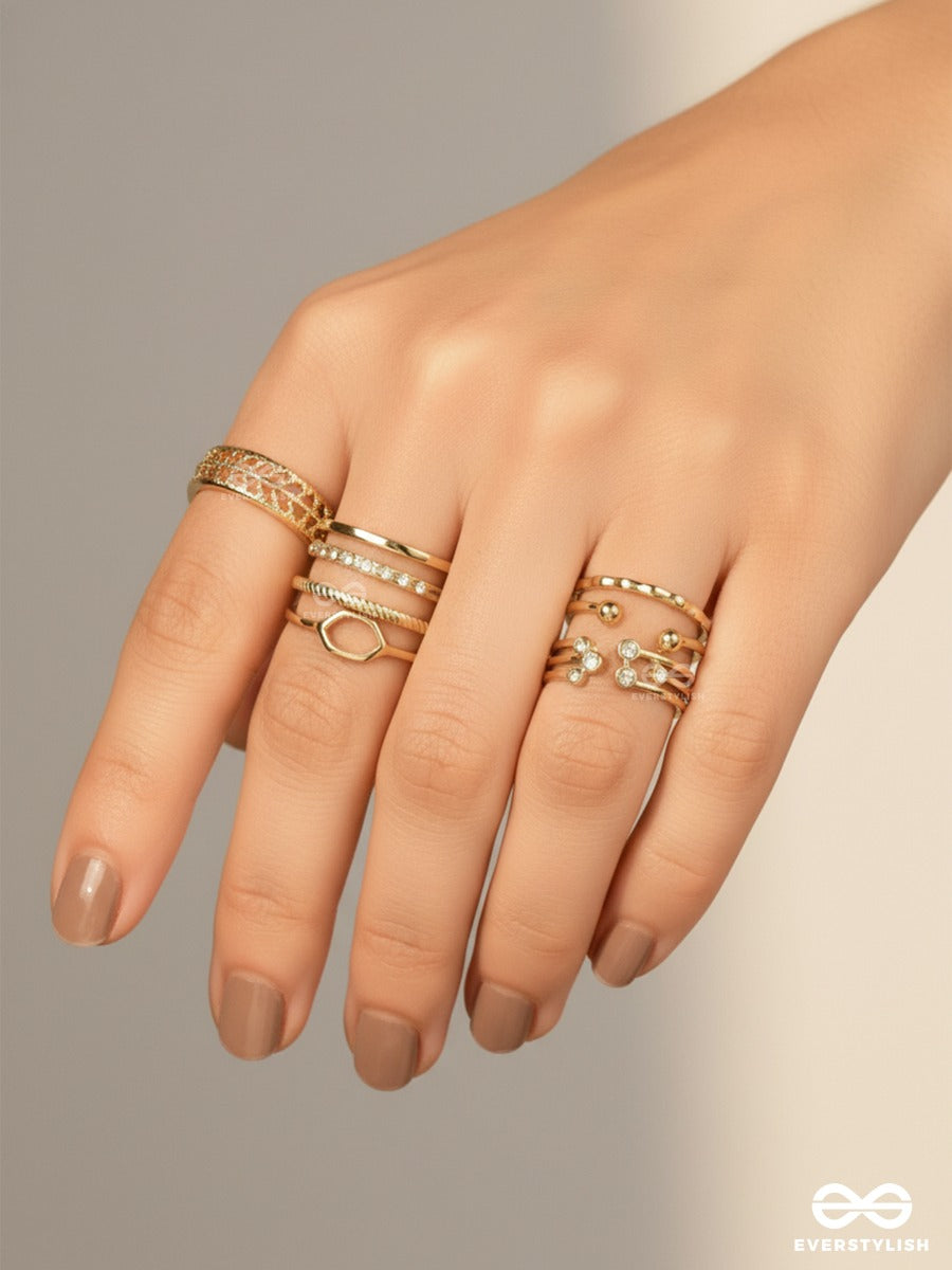 Curve & Shine - Modern Gold Ring Set