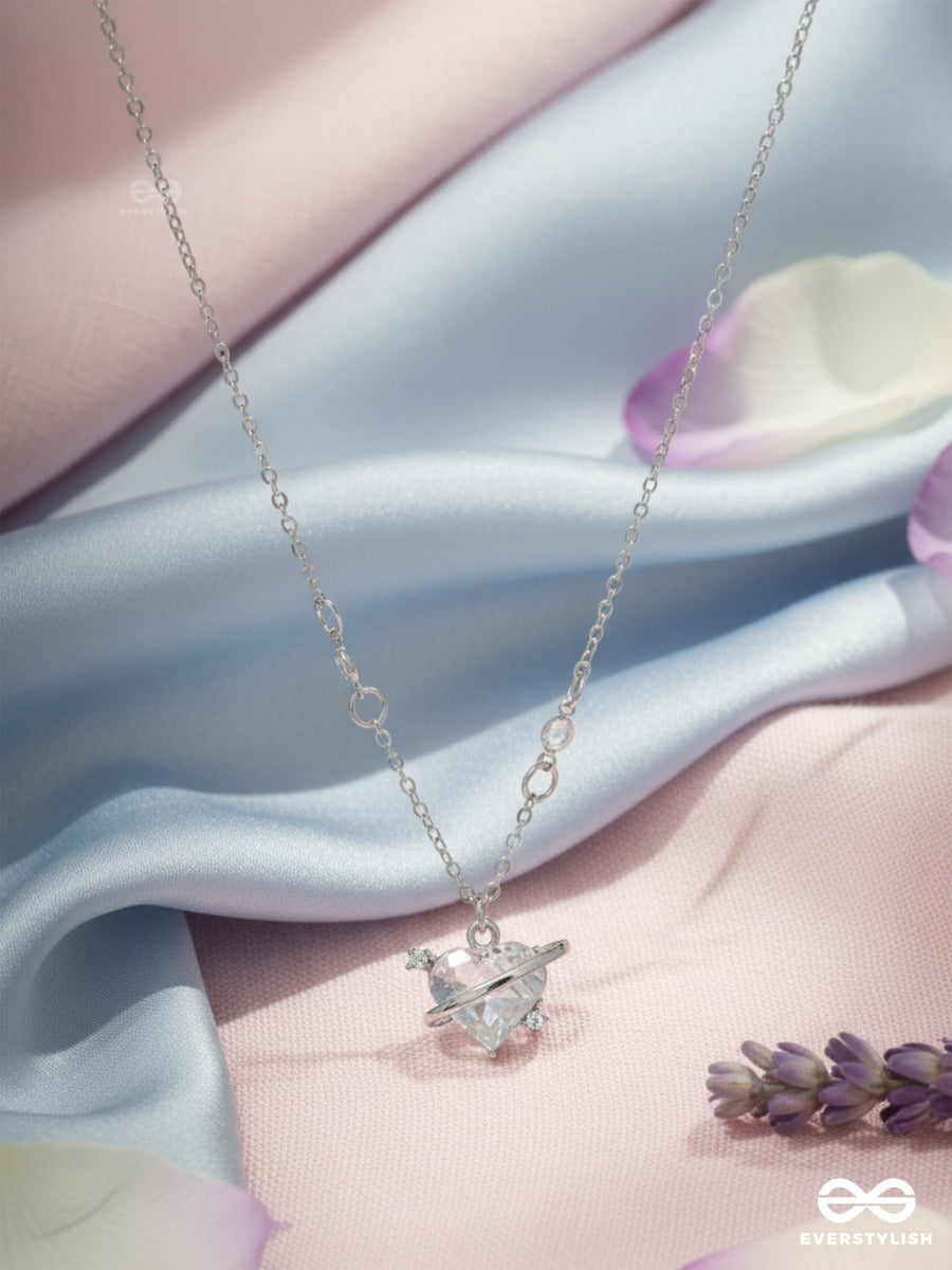 Nova Trace - Star Detail Necklace