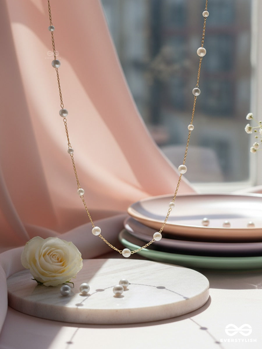 Pearl Trace - Delicate Gold Necklace