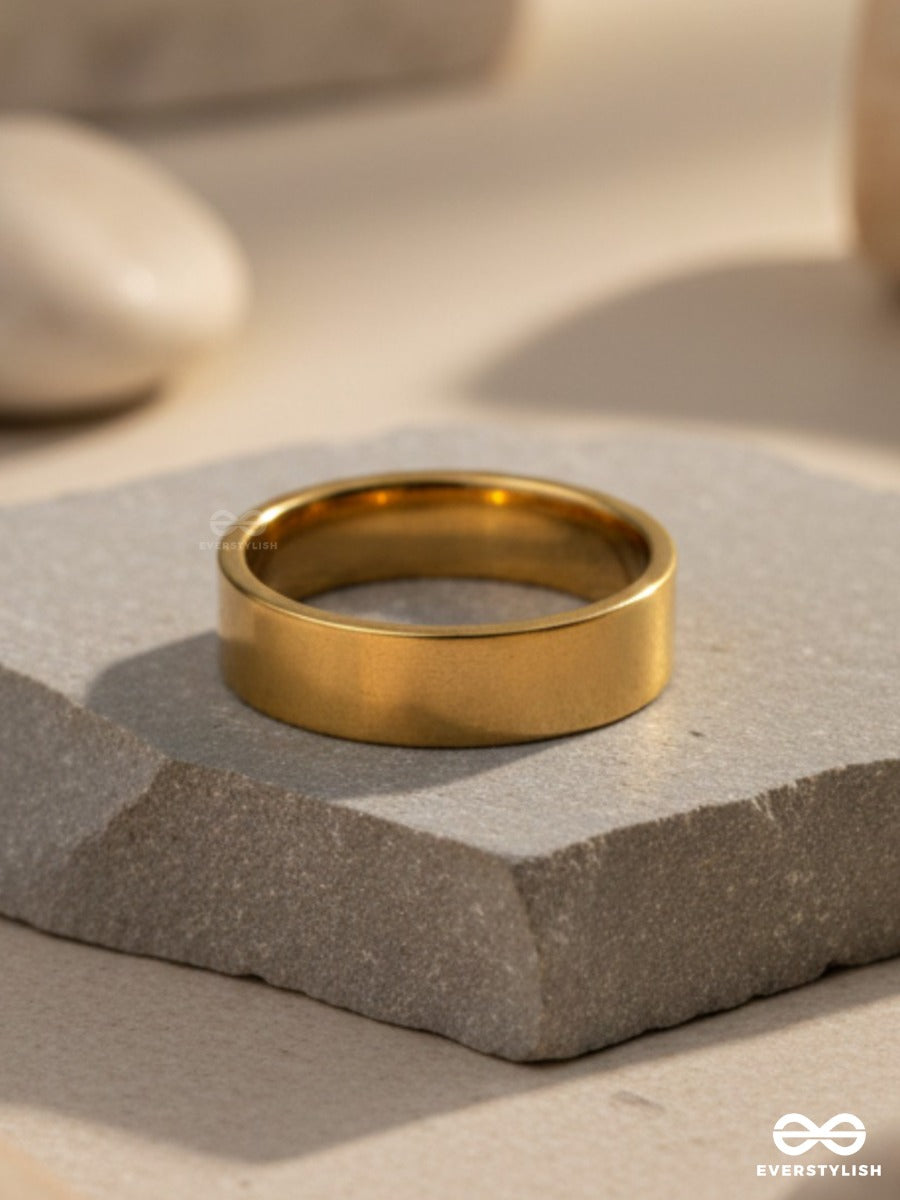 Just Gold - Sleek Band Gold Ring