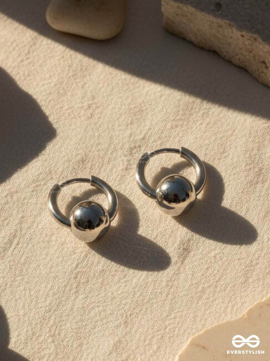 Silver Nod - Soft Curved Hoops With Round Detail