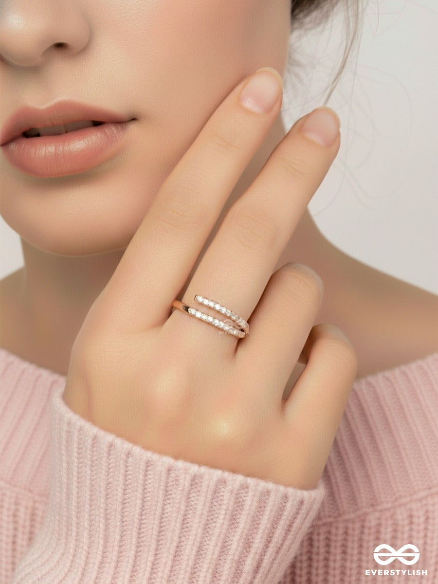 Twin Glint - Modern Gold Ring