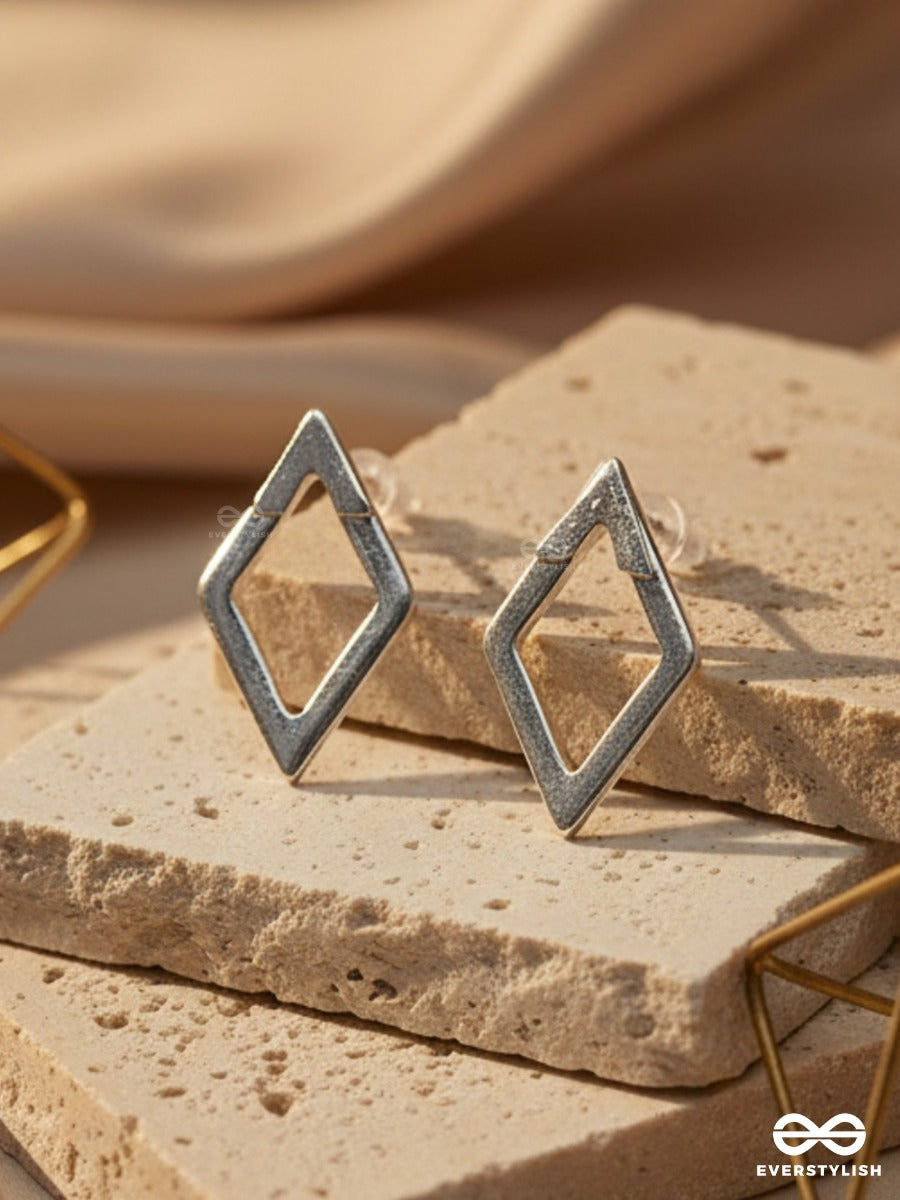 Line Diamond - Silver Cuff Earrings
