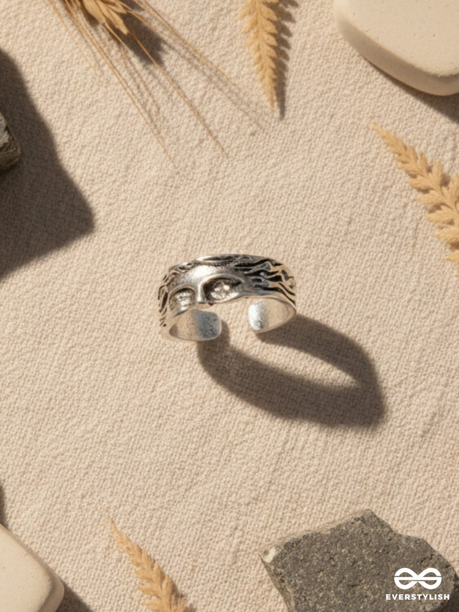 Silver Relief - Sculptural Cuff Ring