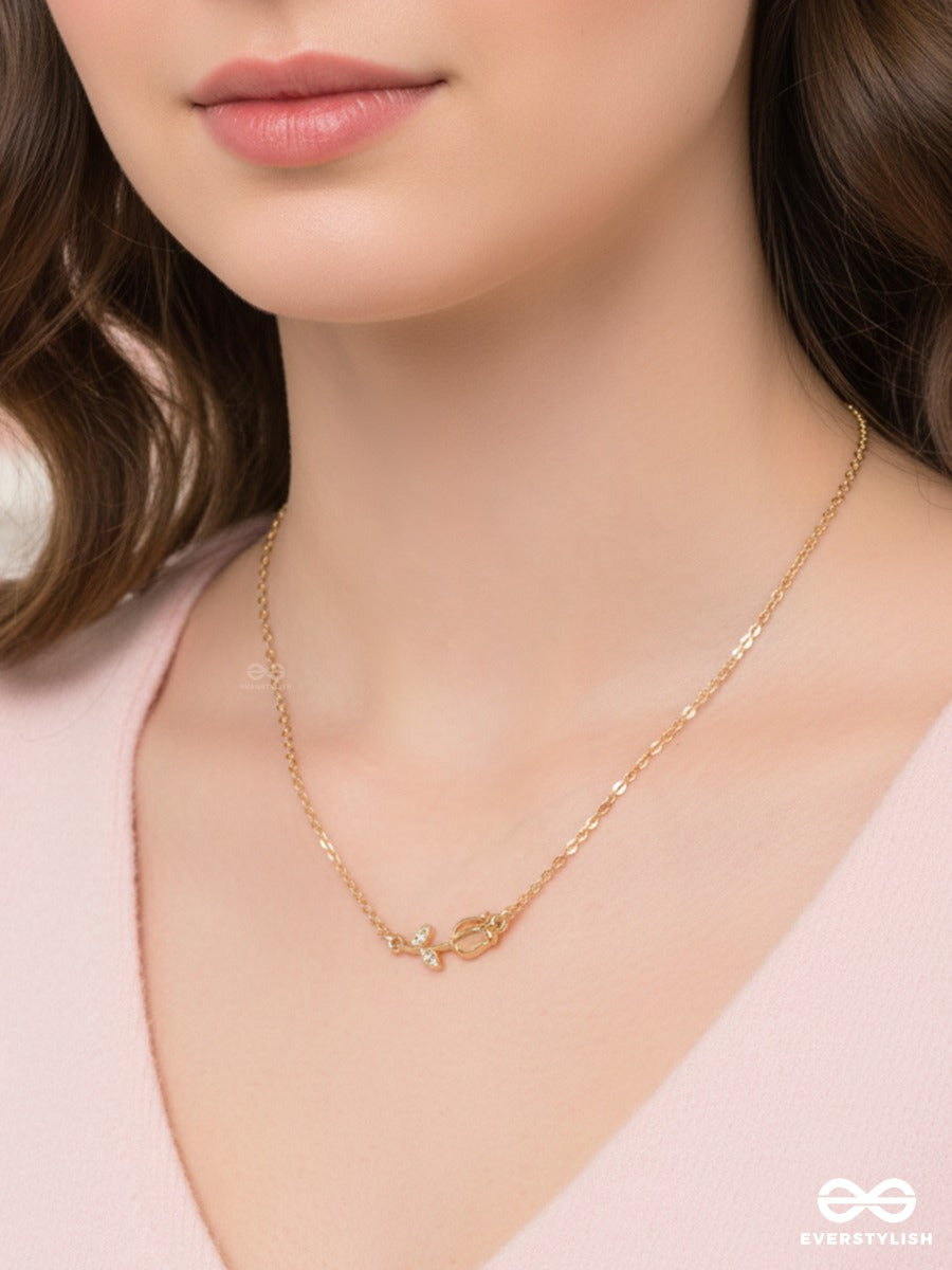 Rose Thread - Soft Everyday Necklace